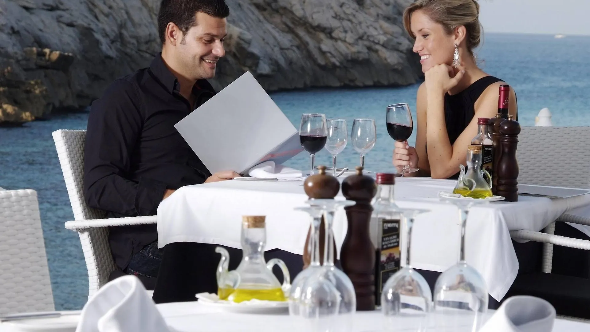 호포사 니우 호텔 Cala de Sant Vicenc 4*,  스페인
